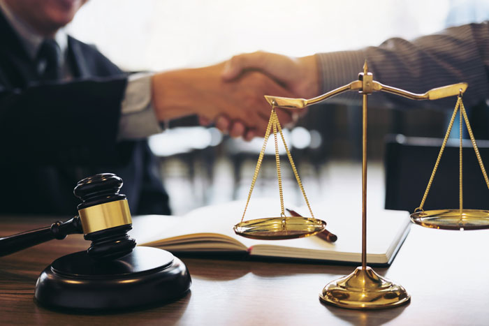 Importancia y funciones de un abogado corporativo - QuAdrans law and finance