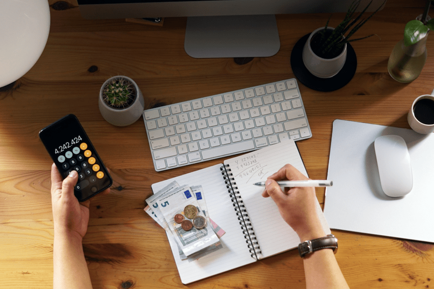 no cometas estos errores al gestionar tus gastos