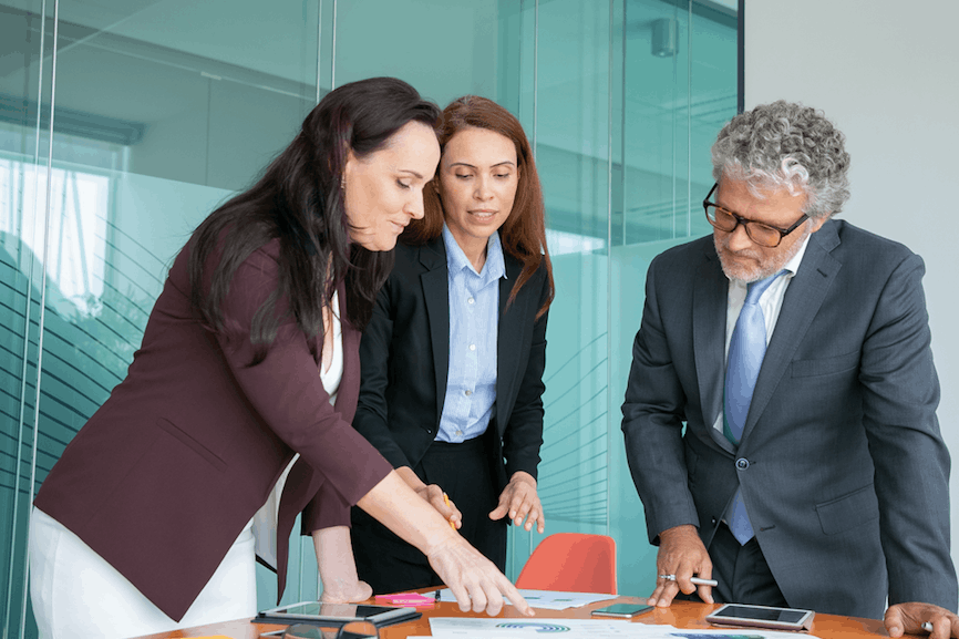 que significa ser liderar y supervisar